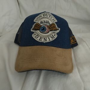 NWT Von Dutch Hat Denim Blue With Velvet Soft Tan bill Trucker's Cap Snapback